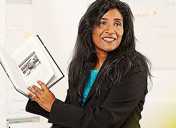 Prof. Dr. Melodena Stephens Balakrishnan
